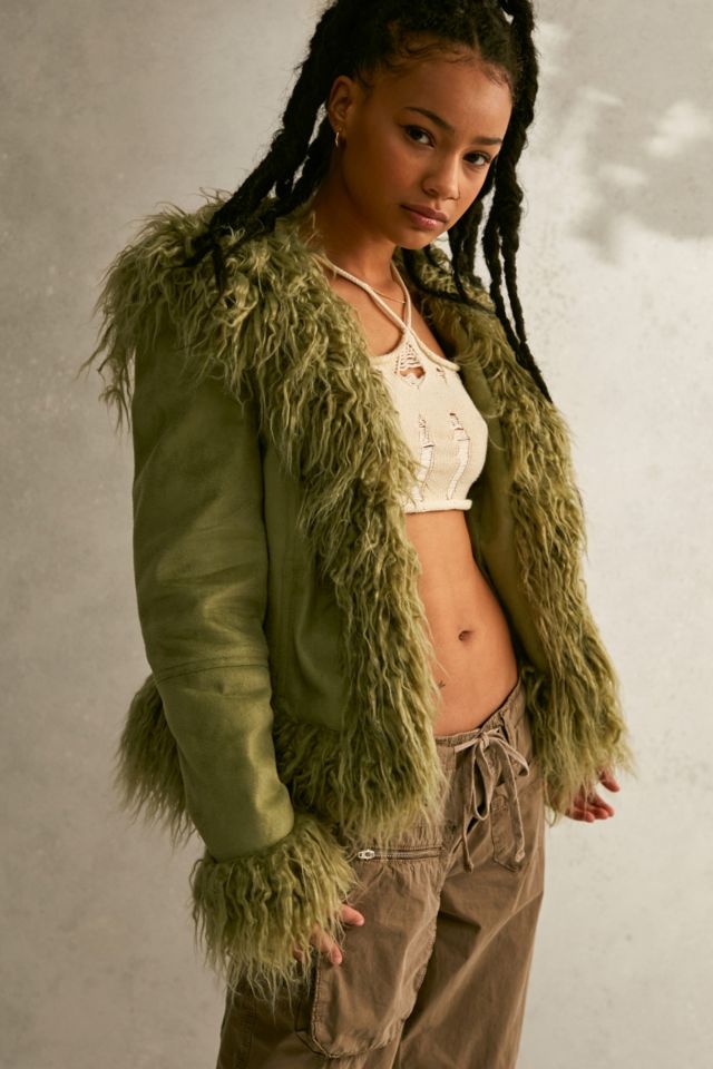 Urban outfitters 2025 furry jacket