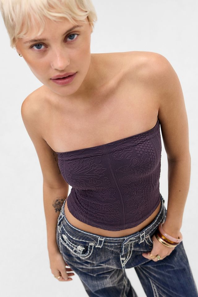 Out From Under Nahtloses Tapisserie-Bandeau-Top #4