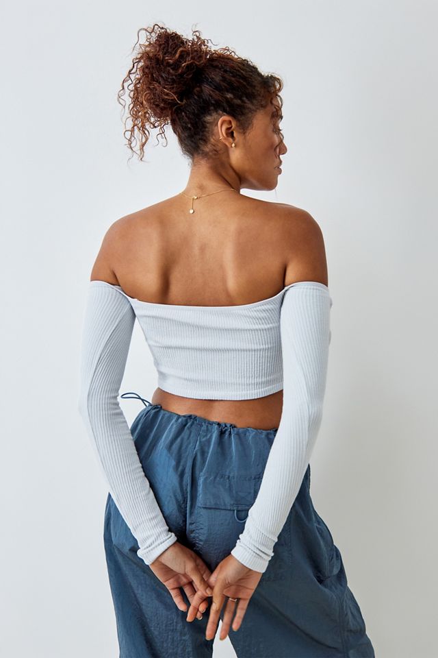 Out From Under - Haut court bandeau ajouré #2