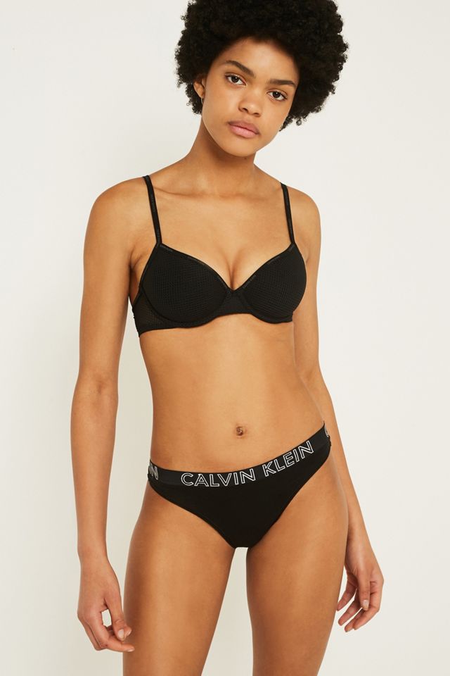 Calvin Klein Sheer Marquisette Sin forro Demi Bra #2