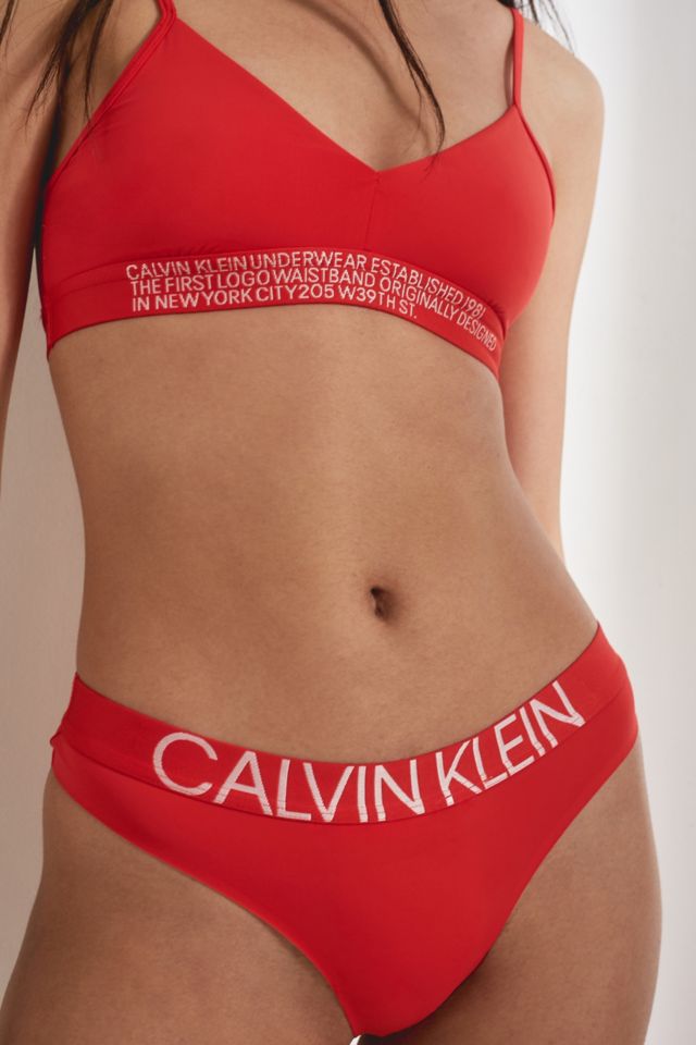 Calvin Klein Women's Statement 1981 Thong Panty