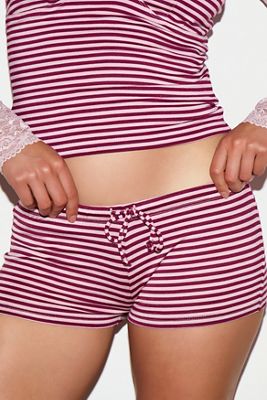 Shorts Hotpant de Rayas Demi Out From Under