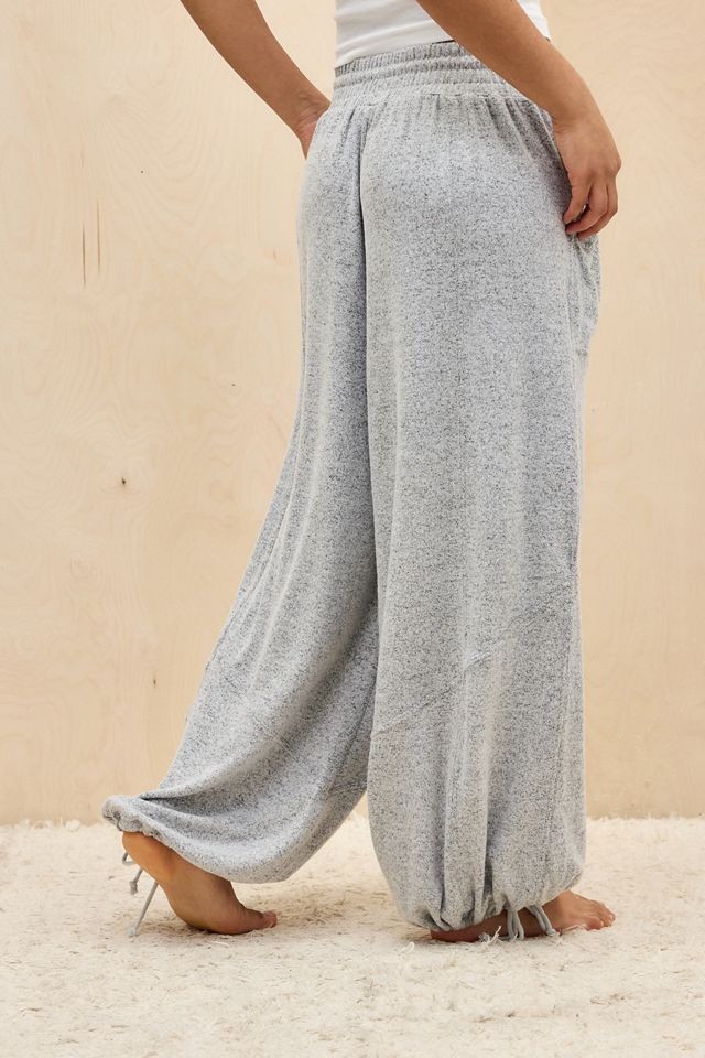 Out From Under Cosy Cabot Joggers #2