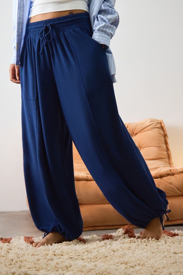 Out From Under Cosy Cabot Joggers #2