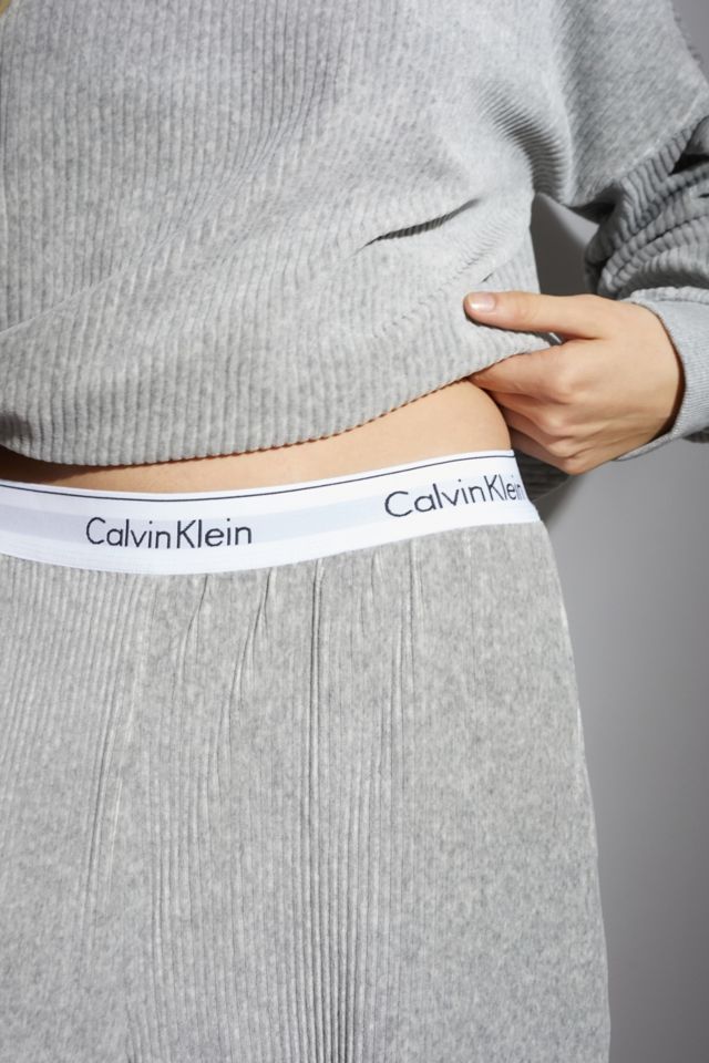 Urban outfitters velvet calvin klein sales