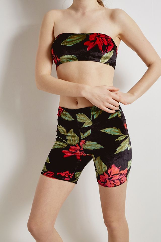 Out From Under – Geblümte Radlerhose „Diandra“ aus Velours #1