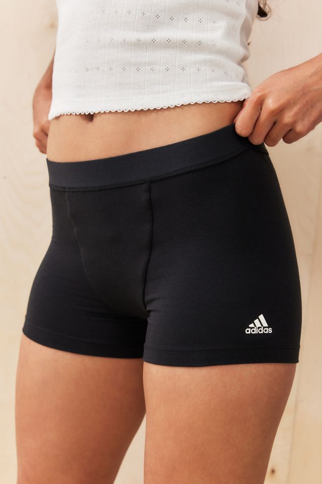 adidas Mikro Shorts
