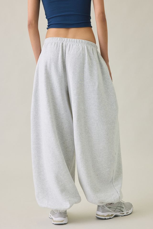 Pantalones Deportivos Slow Motion Out From Under #2
