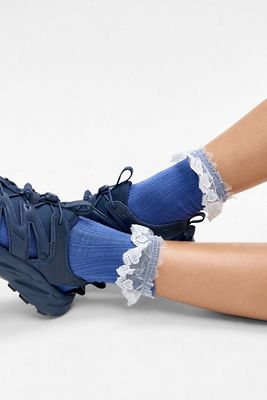 Out From Under Heart Ruffle Trim Socks