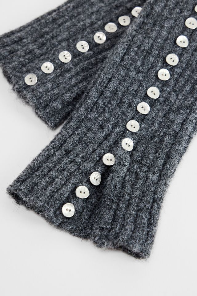 Out From Under Beinwärmer mit Knopfleiste #2