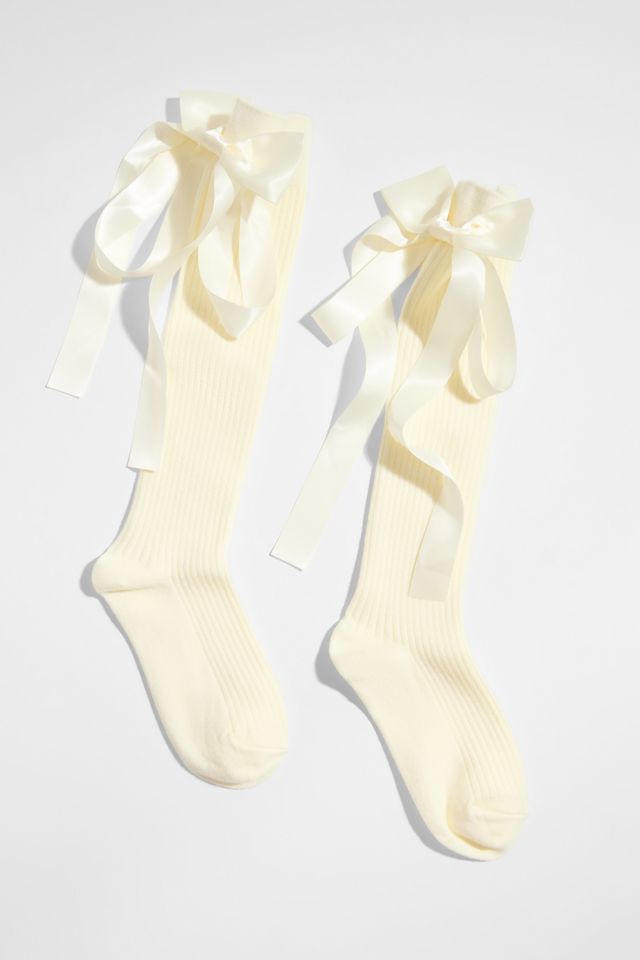 Out From Under Kniehohe Satinschleifen-Socken #1