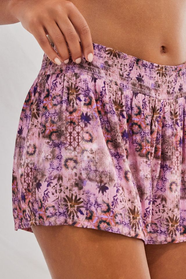 Out From Under Pantaloncini Viola Tie-Dye Increnati  #1