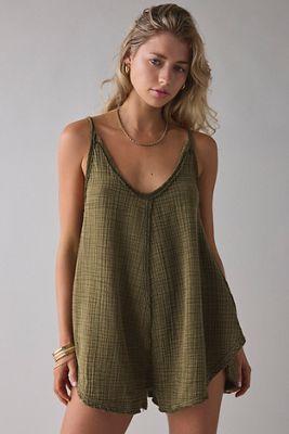 Out From Under Olive Solace Einteiler