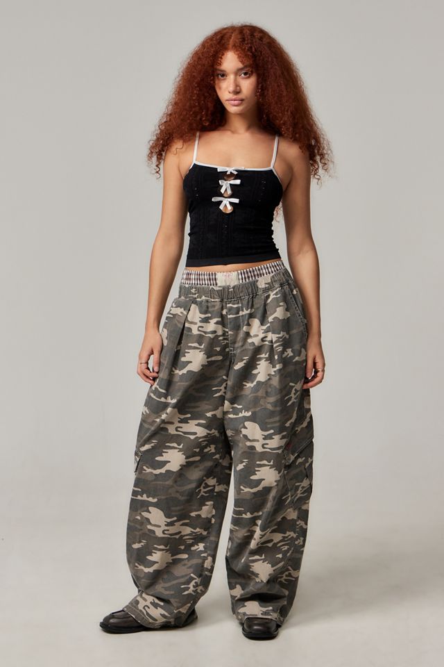 Débardeur avec nœud en dentelle UO #1