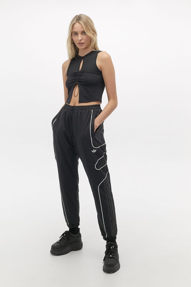 Urban Outfitters – Gerafftes Camisole mit Schlüssellochöffnung #2