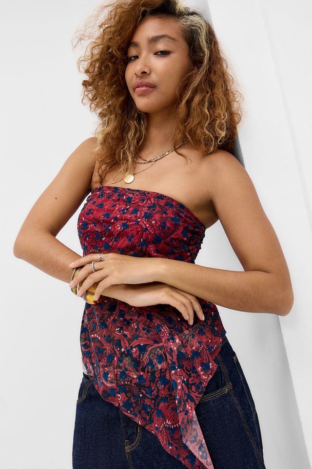 Kimchi Blue Rotes Indie Paisley geflocktes Bandeau Top #1