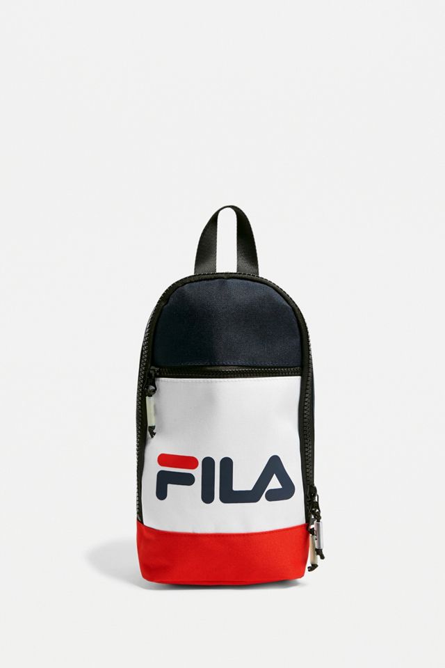 Fila Marvin Mochila de un solo hombro | Urban Outfitters ES display picture 1