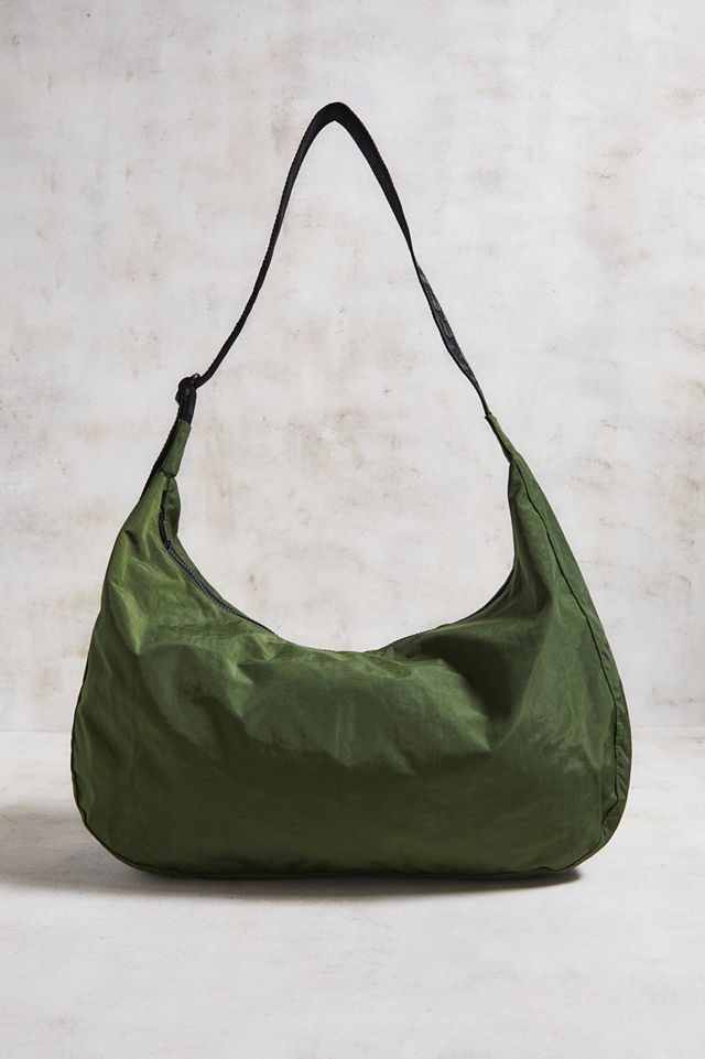 BAGGU Bolso de media luna grande de nailon caqui #2