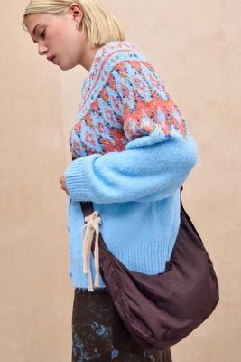 Sac Croissant en Nylon Marron Taille Moyenne BAGGU