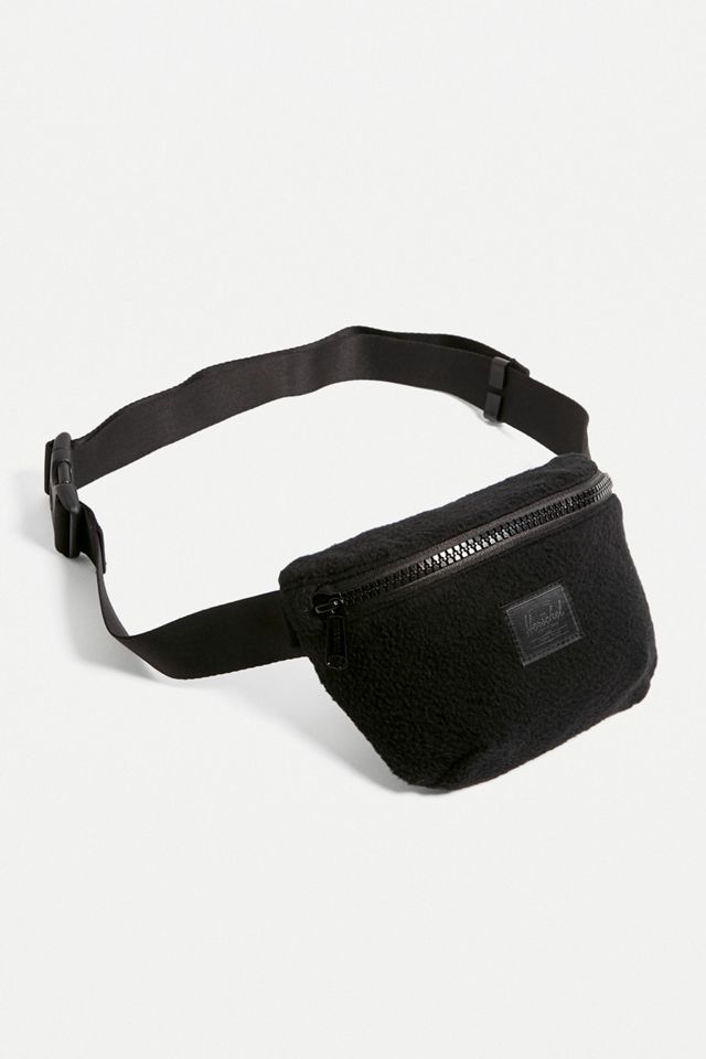 Herschel Supply Co. - Sac banane Fourteen en polaire douce noir #1
