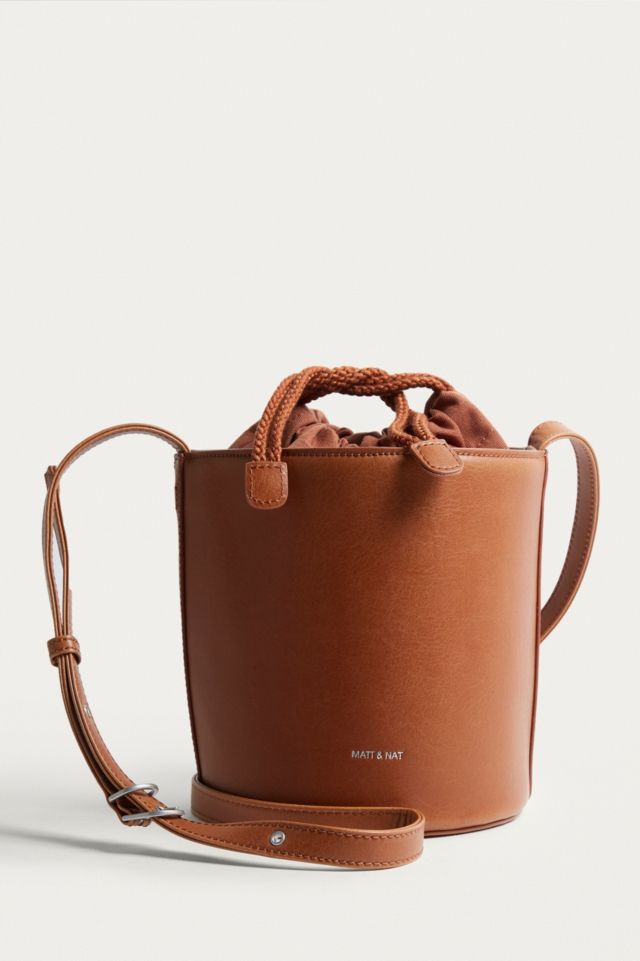 Matt & Nat Bini Chili Bucket Crossbody | Urban Outfitters UK