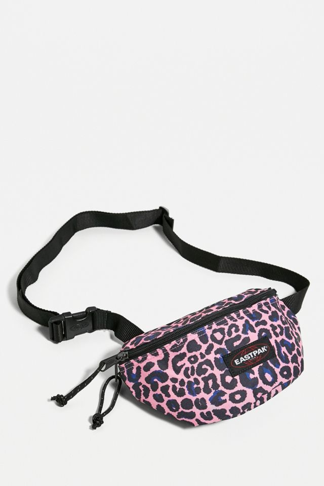Eastpak – Gürteltasche „Springer“ mit Safari-Leoprint #1
