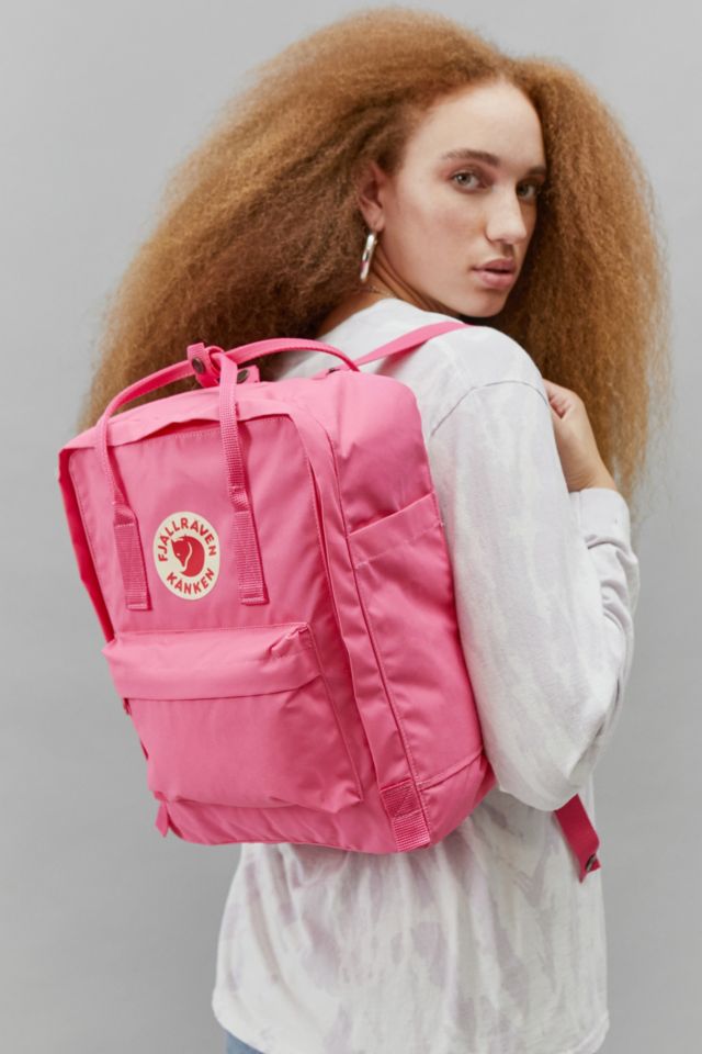 Fjallraven kanken 2025 flamingo pink