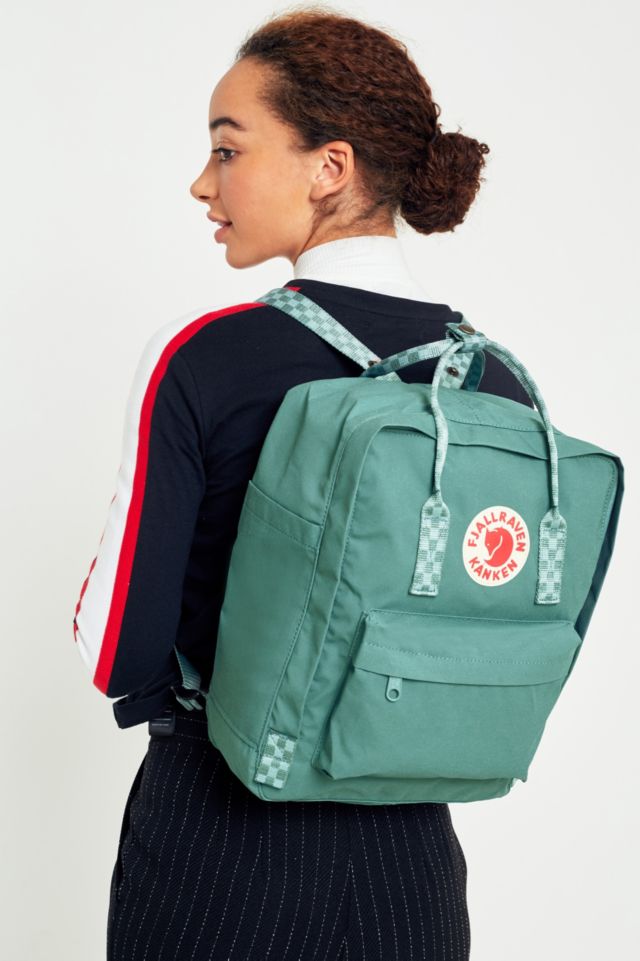 Fjallraven kanken daypack forest green deals