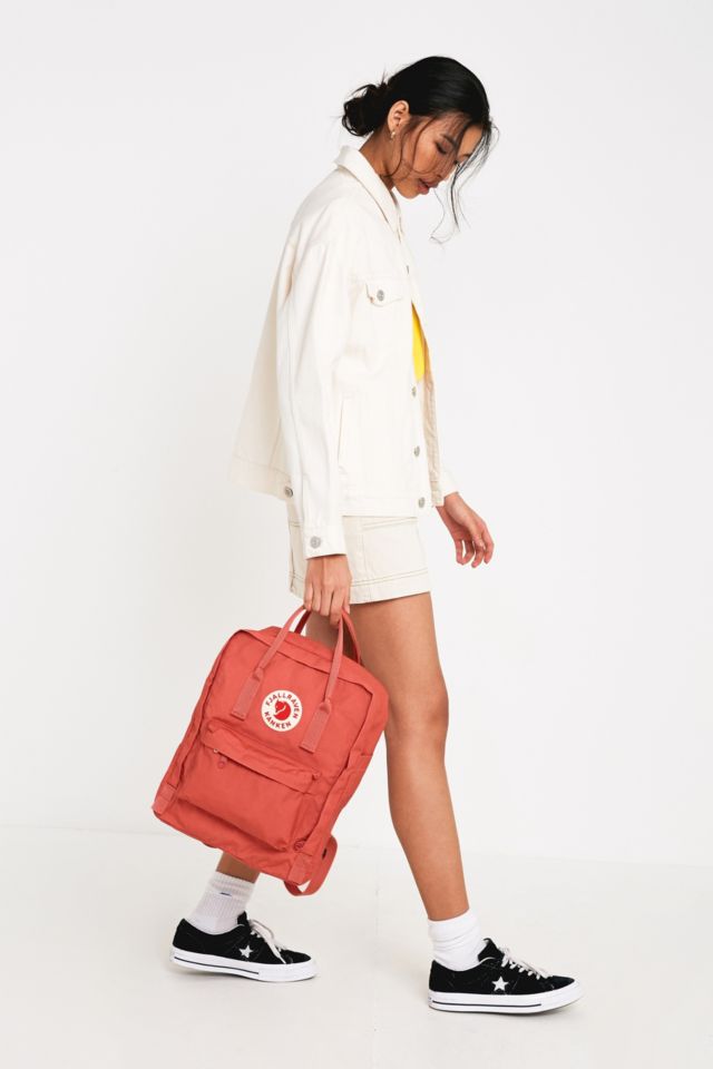 Fjallraven kanken cheap urban outfitters uk