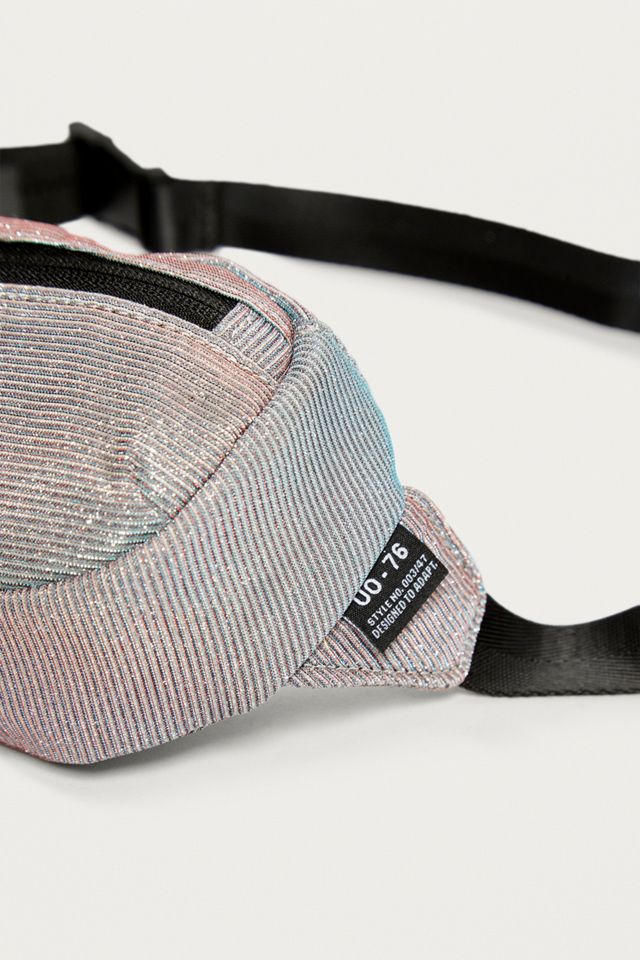 Urban Outfitters – Glitzernde Basic-Gürteltasche zum Umhängen #2