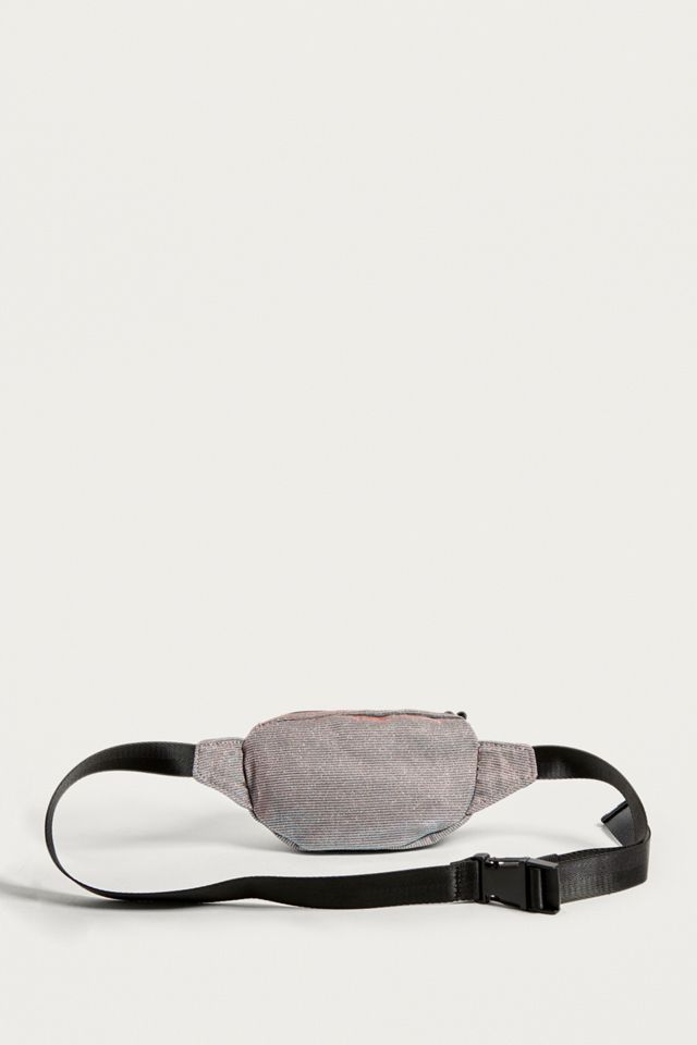Urban Outfitters – Glitzernde Basic-Gürteltasche zum Umhängen #3