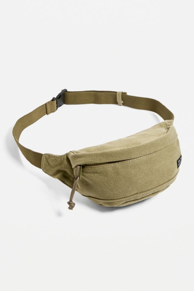 Fanny packs 2025 urban outfitters