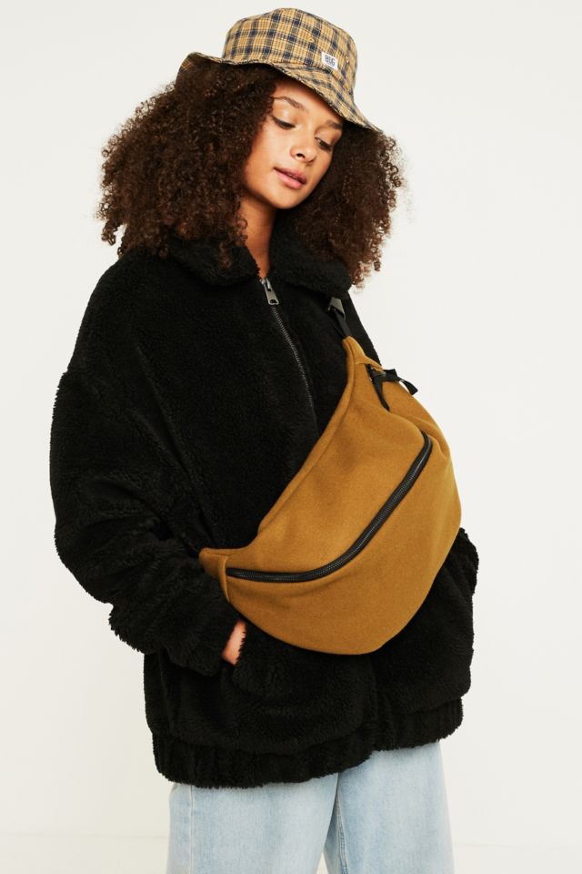 Sac 2025 banane oversize