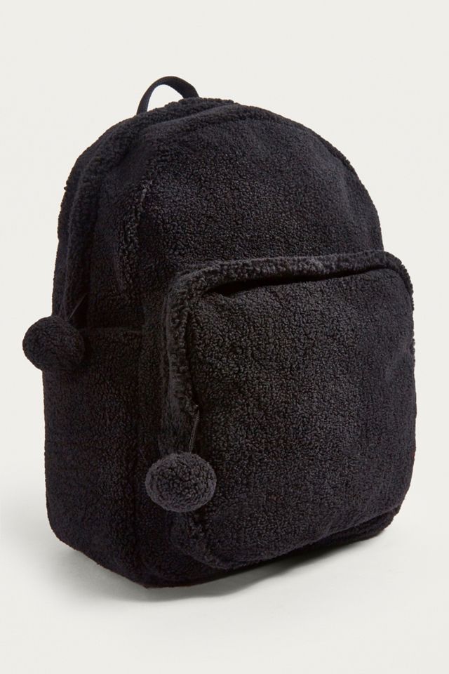 Urban Outfitters – Rucksack aus Kunstfell in Schwarz #2