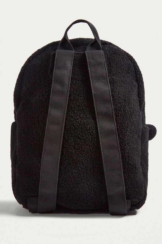 Urban Outfitters – Rucksack aus Kunstfell in Schwarz #4