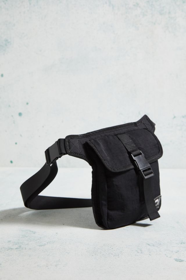 Utility bum outlet bag