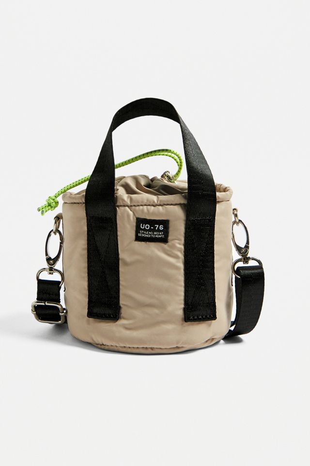 UO - Sac seau matelassé #2