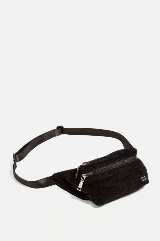 Urban Outfitters Gurteltasche Danny aus Cord Urban Outfitters DE