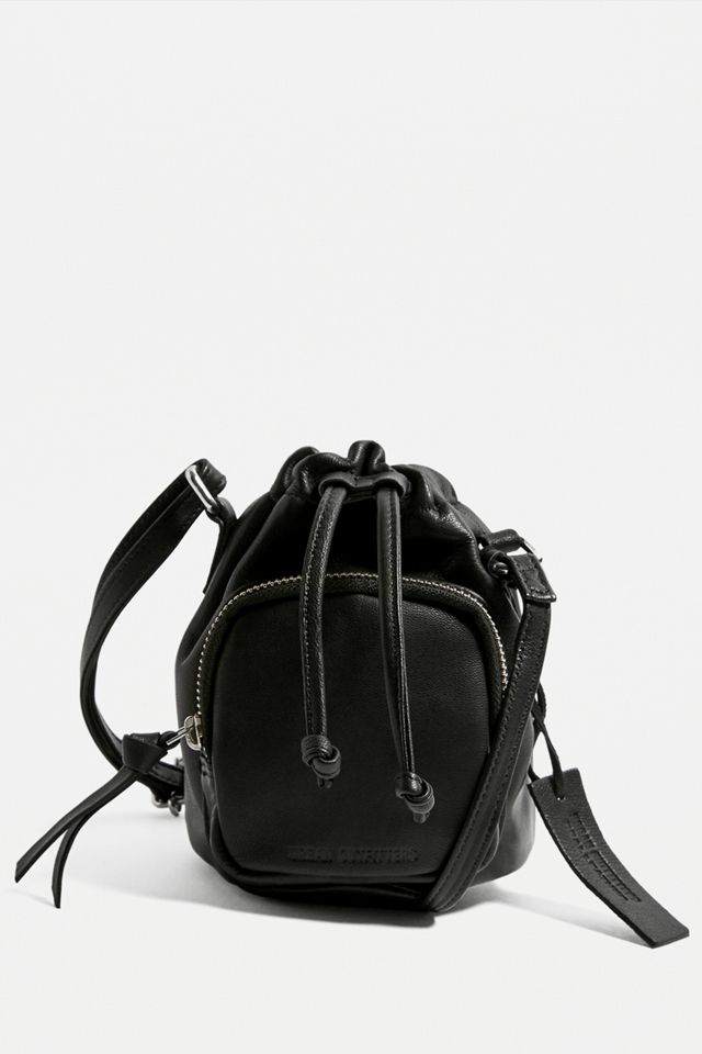 UO - Petit sac bandoulière en cuir à cordon #1