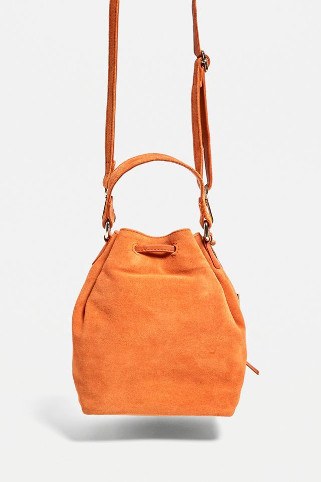 UO - Mini sac à bandoulière en daim à poignée orange #4