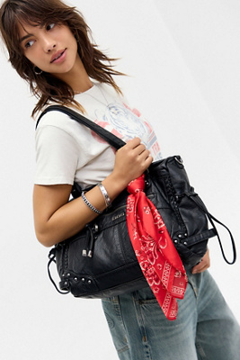 Sac Cindy en simili cuir lavé avec détail foulard en taille: TAILLE UNIQUE - BDG - Modalova