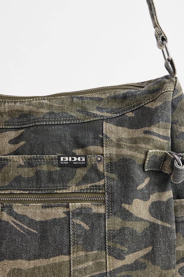 BDG Borsa a Tracolla con Zip Mimetica Scura #2