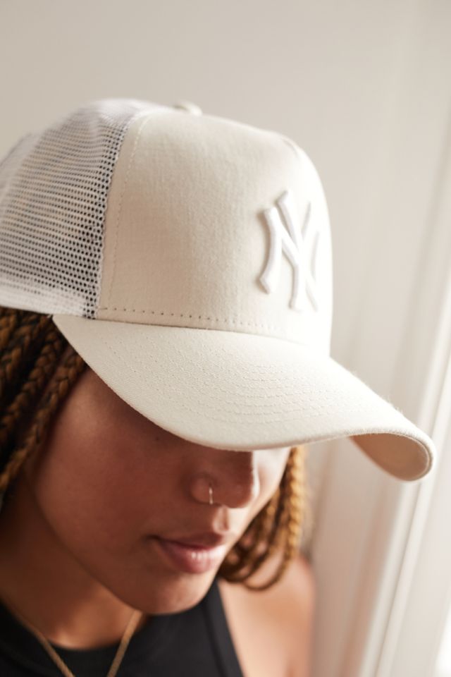 Beige new best sale york cap