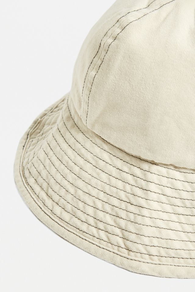 UO - Bob oversize en toile #1