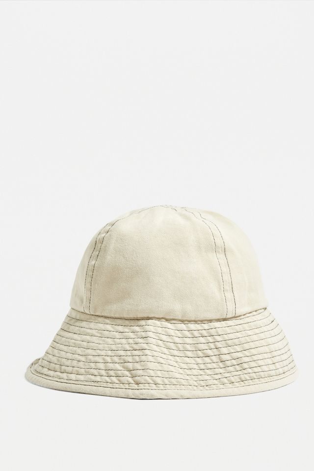 UO - Bob oversize en toile #2