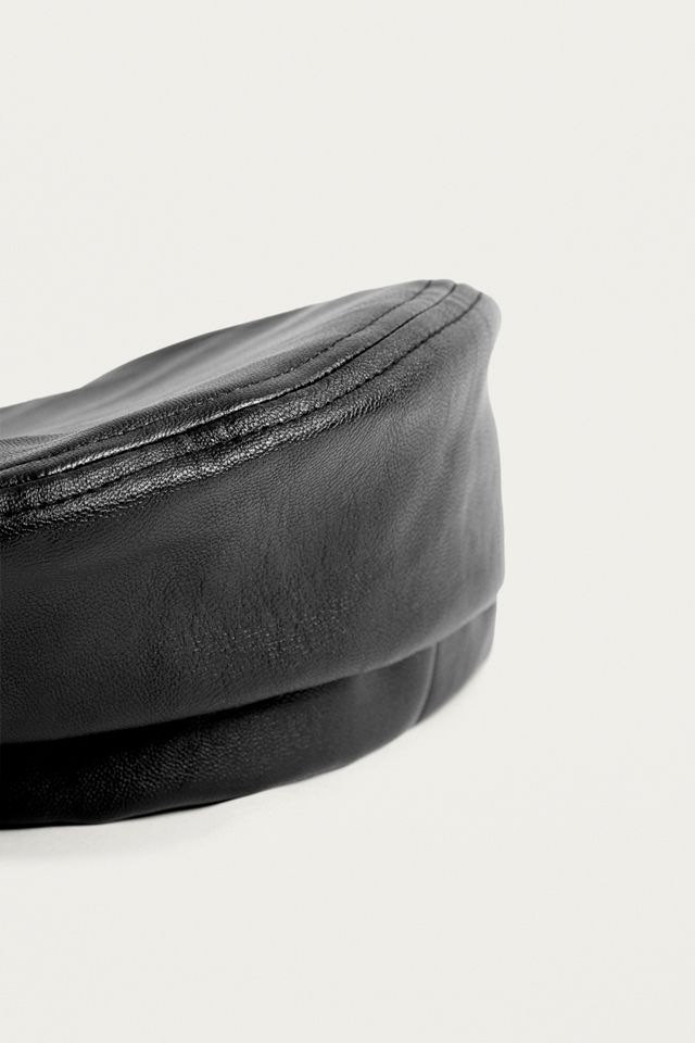 Béret en similicuir #3