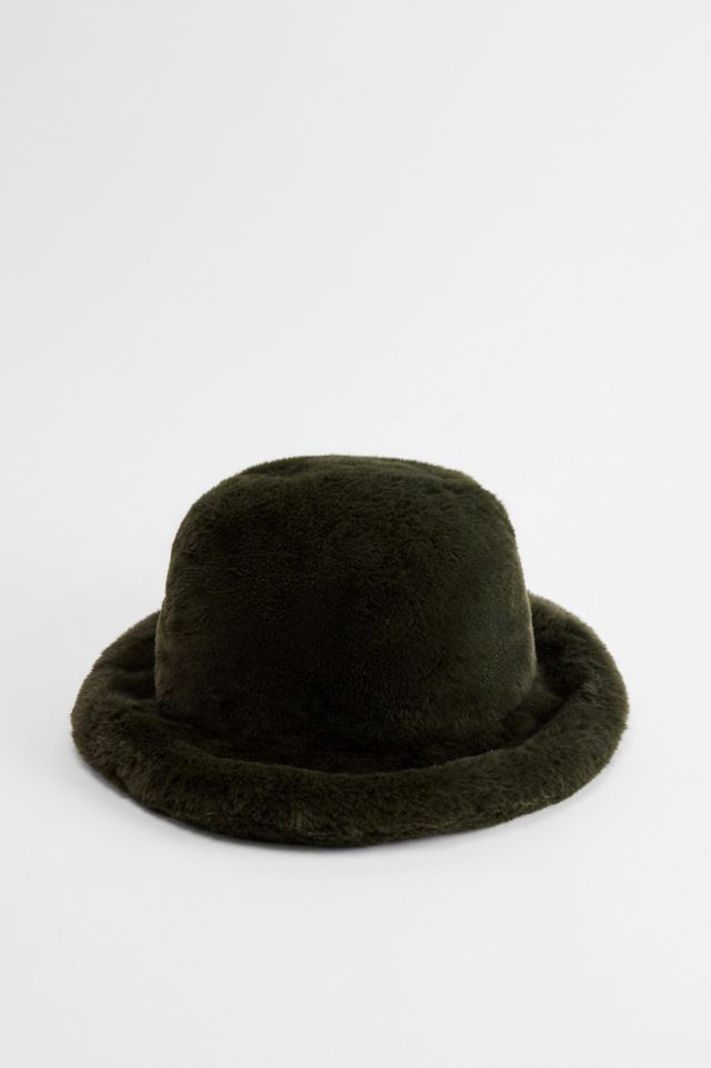 UO Faux Fur Bucket Hat #1
