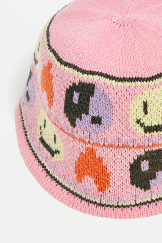 UO Pink Novelty Knitted Bucket Hat | Urban Outfitters UK display picture 1