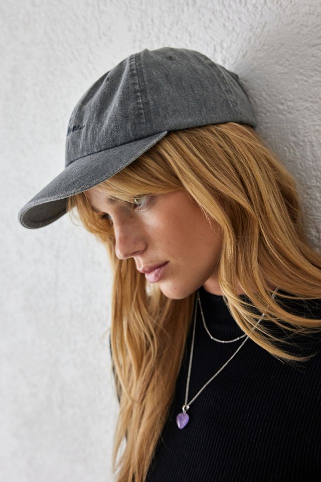 iets frans... – Baseball-Cap in verwaschener Optik | Urban Outfitters DE