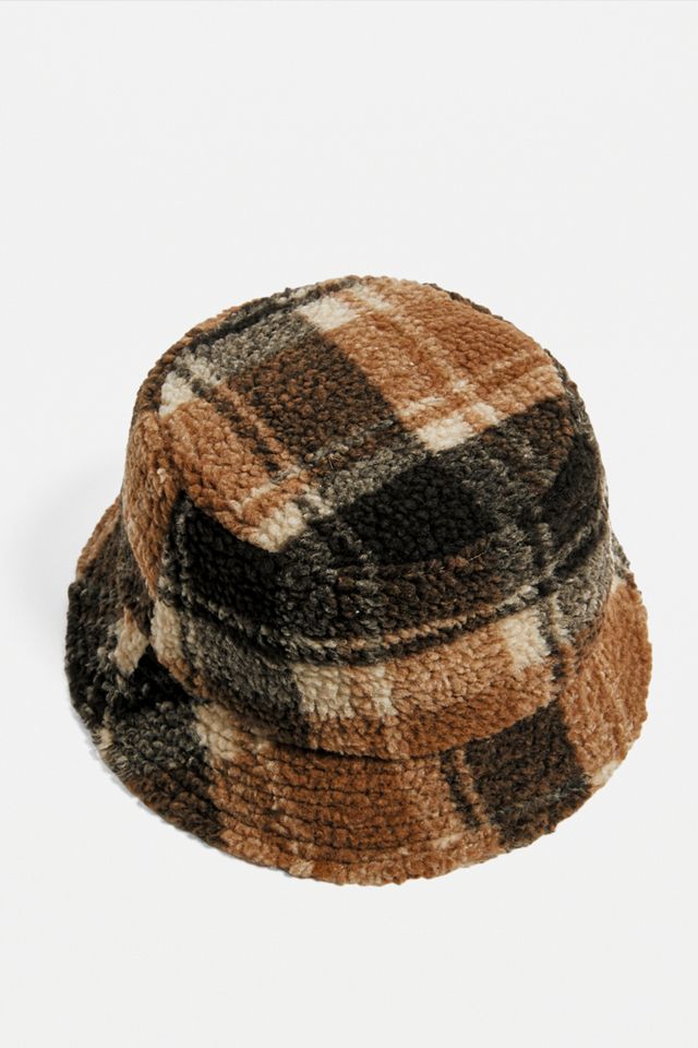 UO Check Teddy Bucket Hat #3
